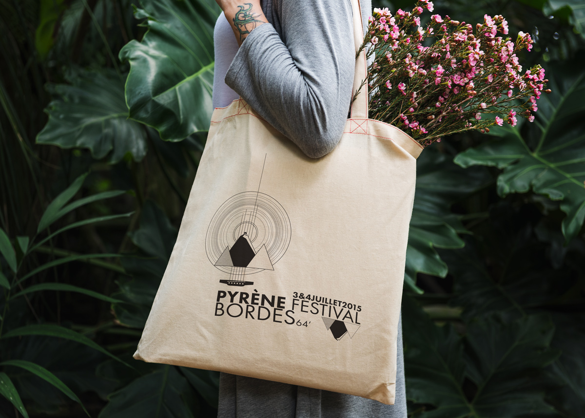 merchandising_pyrene2015